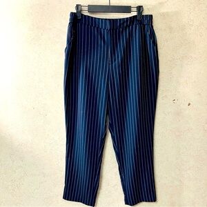 A NEW DAY M STRETCH DARK BLUE PINSTRIPPED POCKETS CAREER STRETCH COCKTAIL  PANTS